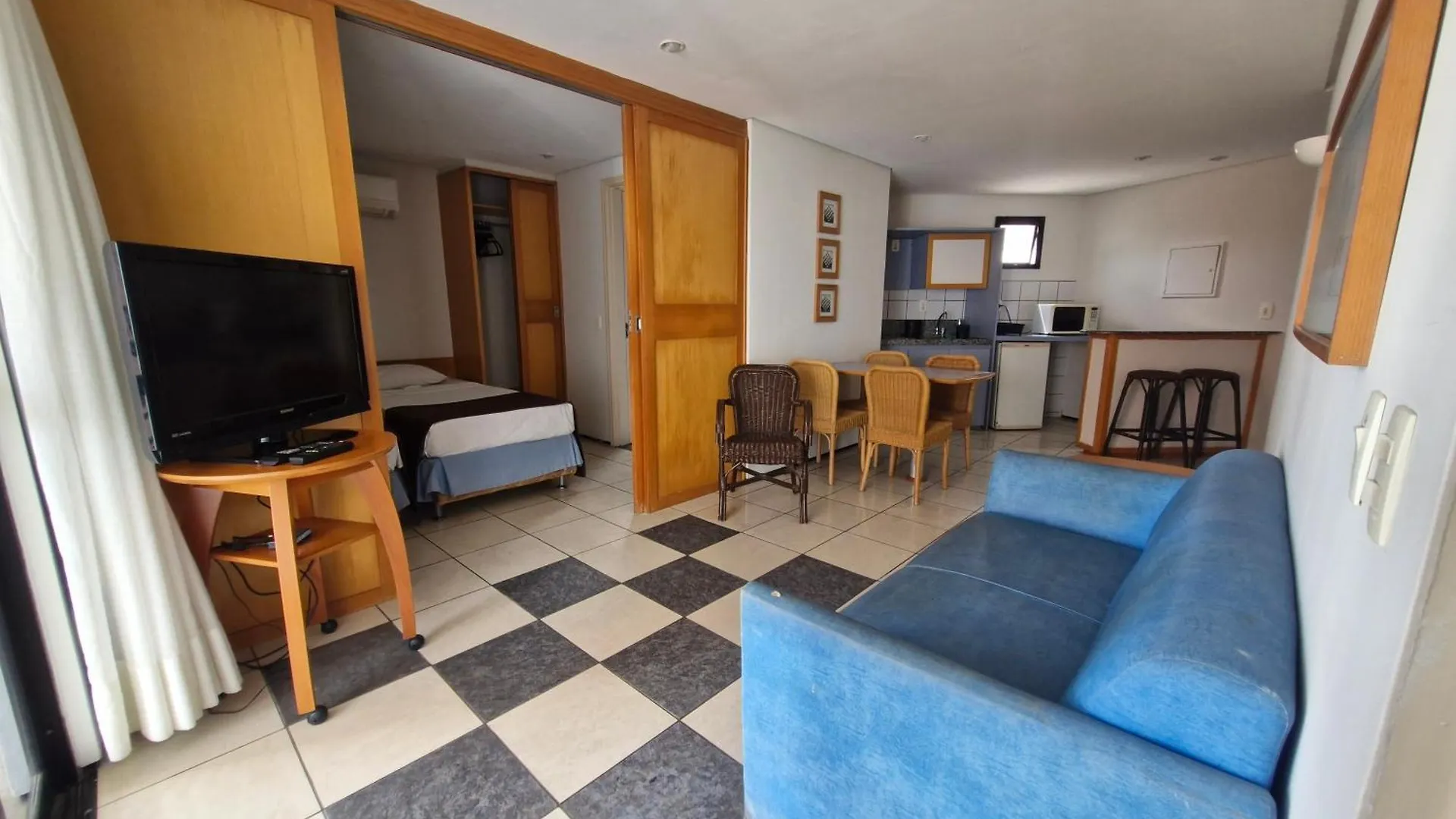 Iate Plaza - Flat 414 Particular Aparthotel Fortaleza  Brazil